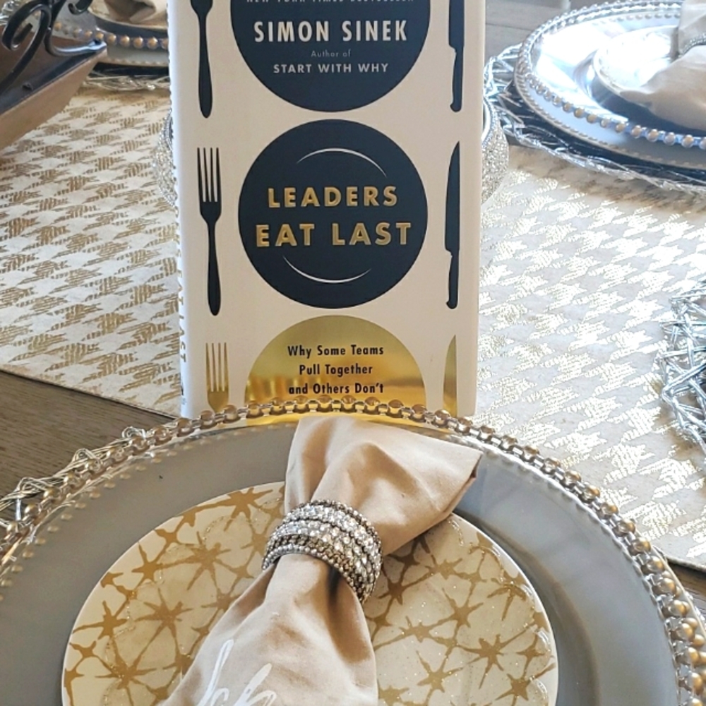 BOoK LEADERS EAT LAST